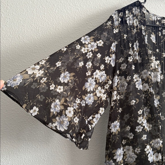 American Eagle Floral Sheer Cardigan | XS/S Boho Kimono - Picture 6 of 8